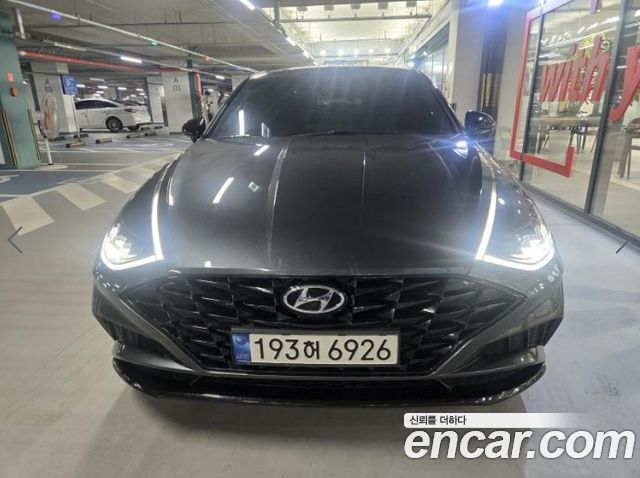 Hyundai Sonata 2022 — photo 1