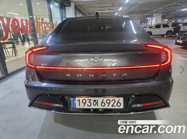 Hyundai Sonata 2022 — photo 2