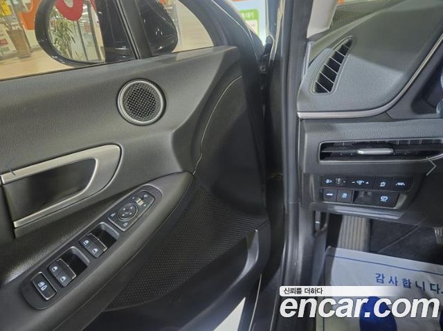 Hyundai Sonata 2022 — photo 8