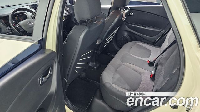 Renault Korea QM3 2017 — photo 18