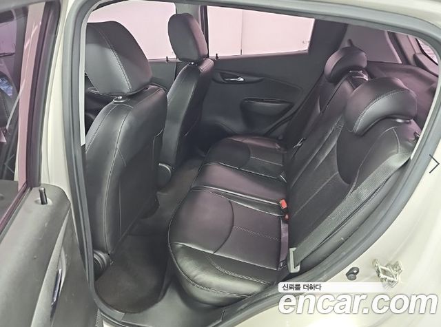 Chevrolet Korea Spark 2016 — photo 12
