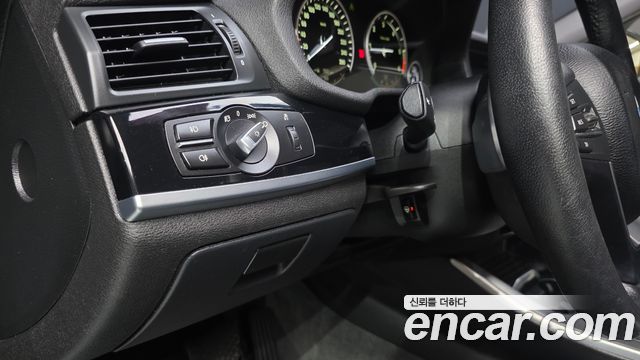 BMW X3 2017 — photo 17