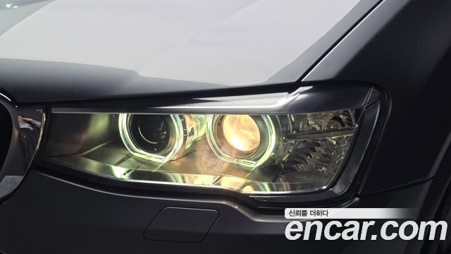 BMW X3 2017 — photo 8