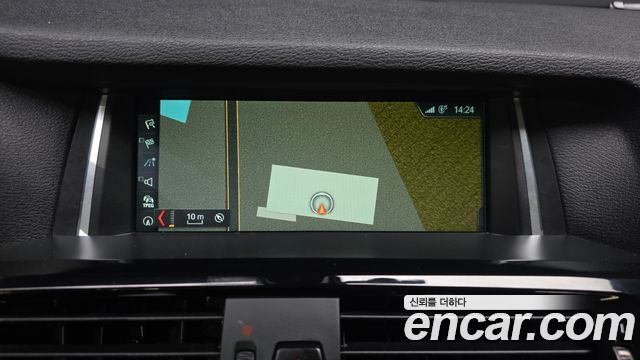 BMW X3 2017 — photo 32
