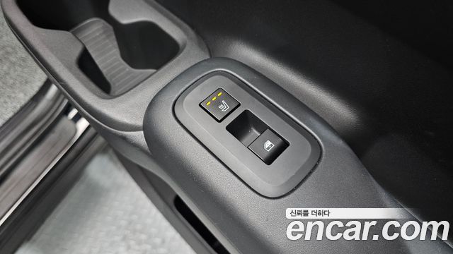 Hyundai Santafe 2024 — photo 25