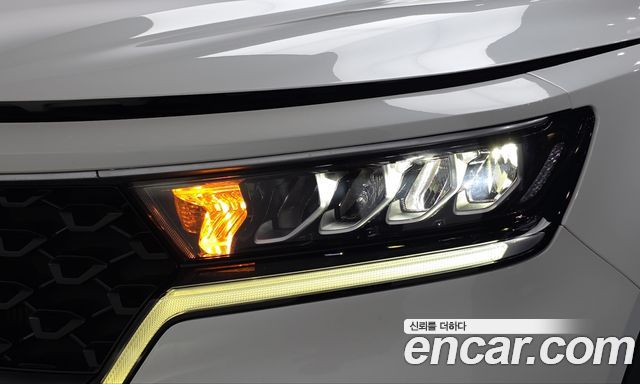 Kia Sorento 2023 — photo 8