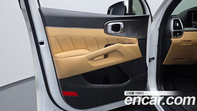Kia Sorento 2023 — photo 14