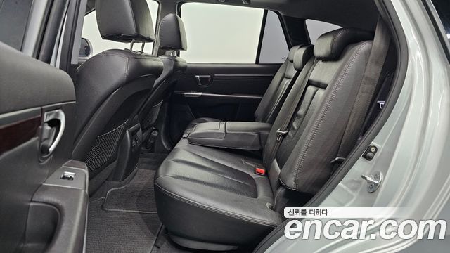 Hyundai Santafe 2011 — photo 11