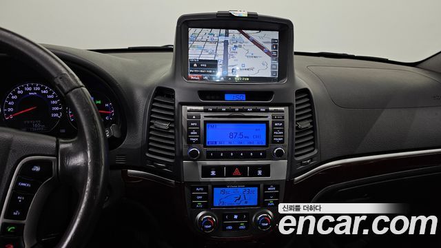 Hyundai Santafe 2011 — photo 15