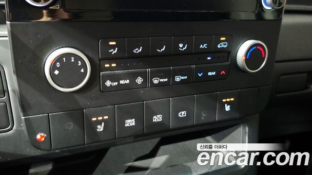 Hyundai Staria 2022 — photo 25