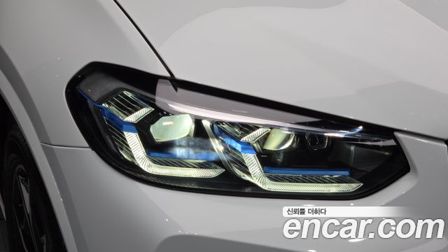 BMW X3 2022 — photo 8
