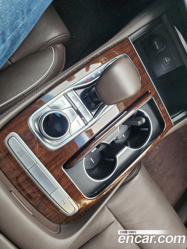Kia K9 2019 — photo 15