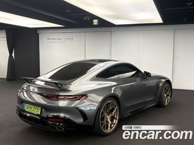Mercedes-Benz AMG GT 2026 — photo 5