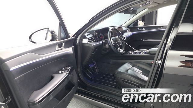 Kia K5 2023 — photo 13