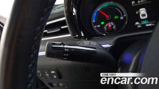 Kia K5 2023 — photo 23