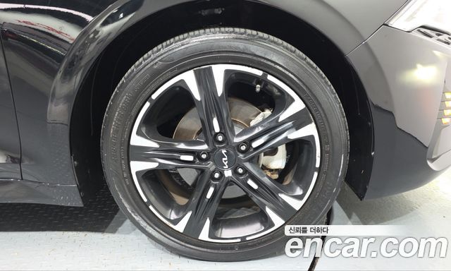 Kia K5 2023 — photo 7