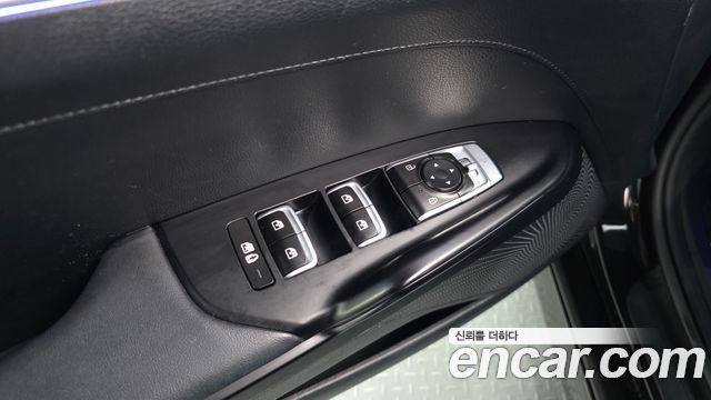 Kia K5 2023 — photo 28