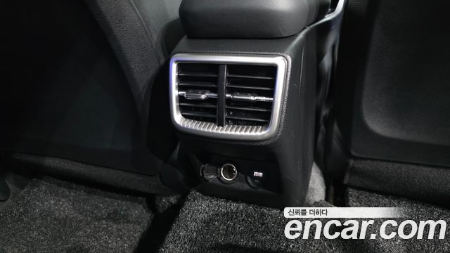 Kia K5 2023 — photo 32