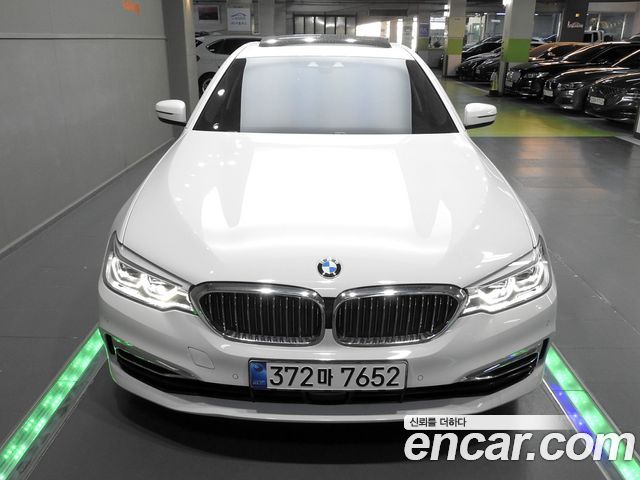 BMW 5-Series 2018 — photo 3