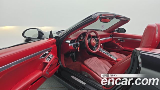 Porsche 911 2013 — photo 10