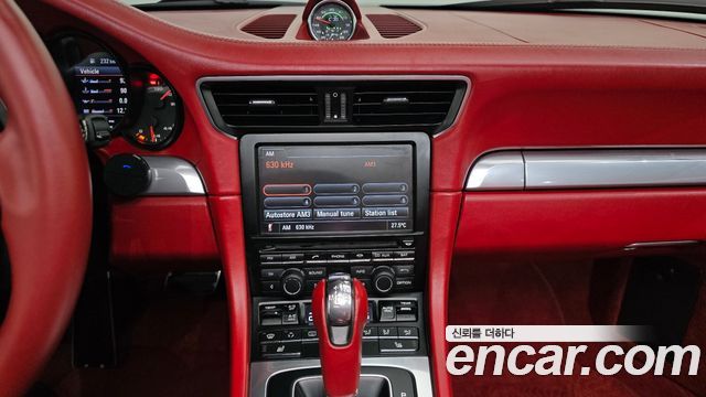 Porsche 911 2013 — photo 17