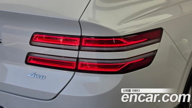 Genesis GV80 2022 — photo 9