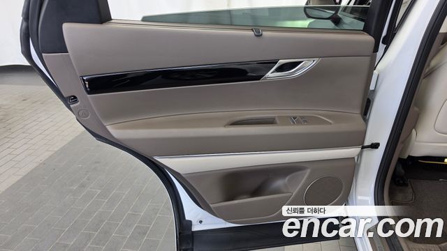 Genesis GV80 2022 — photo 15