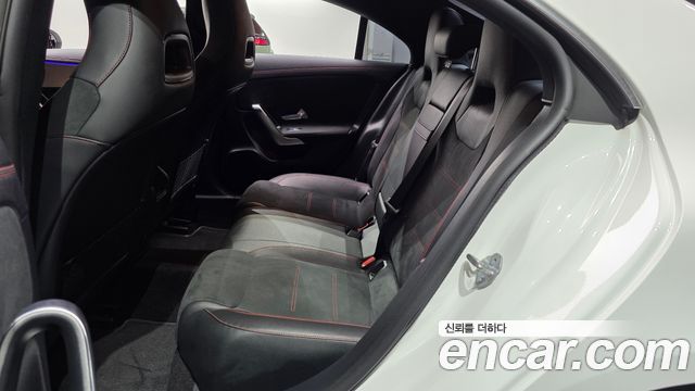 Mercedes-Benz CLA-Class 2022 — photo 11