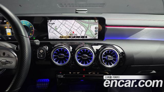 Mercedes-Benz CLA-Class 2022 — photo 14