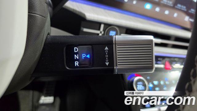 Hyundai Santafe 2024 — photo 12