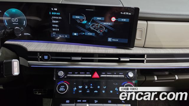 Hyundai Santafe 2024 — photo 18