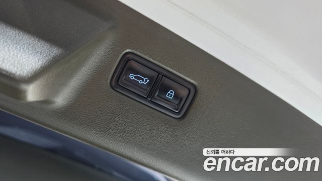 Hyundai Santafe 2024 — photo 22