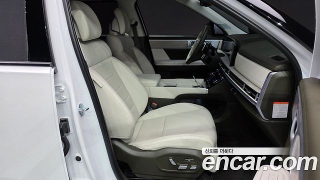 Hyundai Santafe 2024 — photo 16