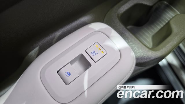 Hyundai Santafe 2024 — photo 29