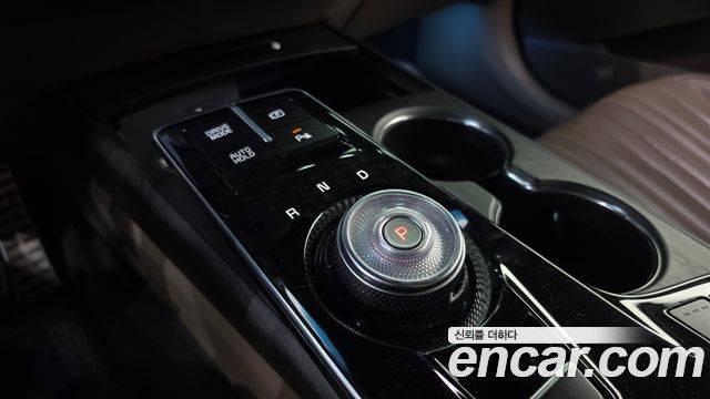 Kia K8 2022 — photo 12