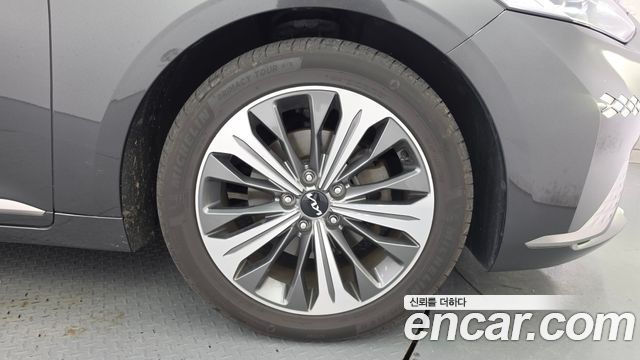 Kia K8 2022 — photo 7