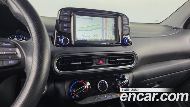 Hyundai Kona 2021 — photo 18