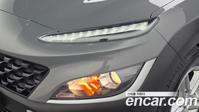 Hyundai Kona 2021 — photo 8
