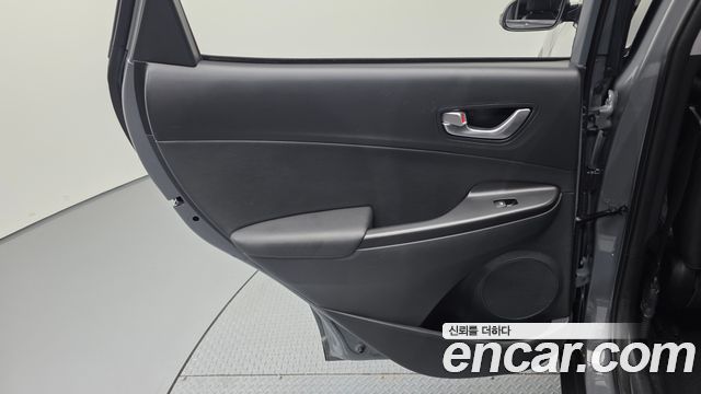 Hyundai Kona 2021 — photo 15