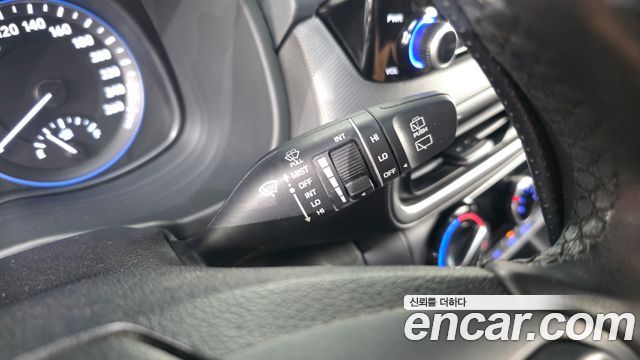 Hyundai Kona 2021 — photo 27