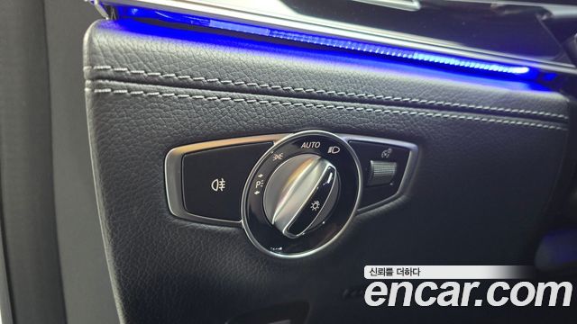 Mercedes-Benz AMG GT 2020 — photo 25