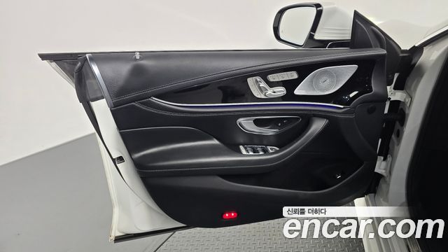 Mercedes-Benz AMG GT 2020 — photo 14