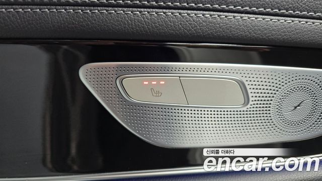 Mercedes-Benz AMG GT 2020 — photo 28