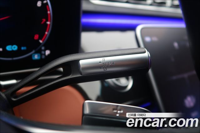 Mercedes-Benz S-Class 2022 — photo 9