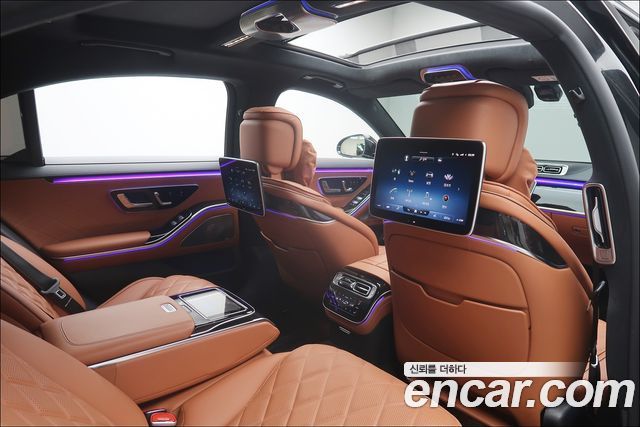 Mercedes-Benz S-Class 2022 — photo 11