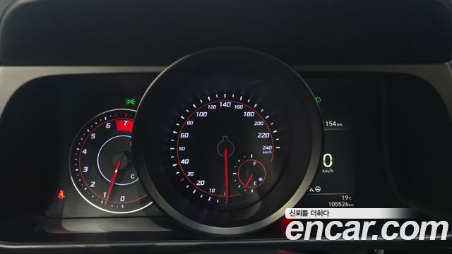 Hyundai AVANTE 2021 — photo 11