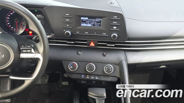 Hyundai AVANTE 2021 — photo 20