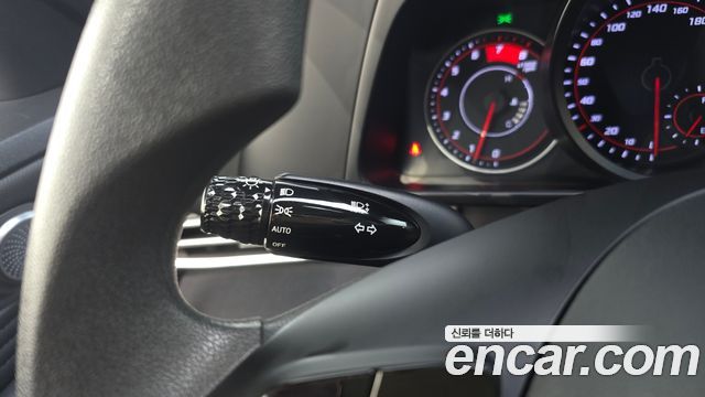 Hyundai AVANTE 2021 — photo 25