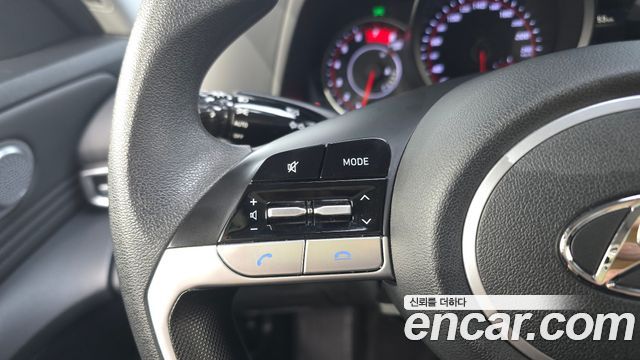 Hyundai AVANTE 2021 — photo 28