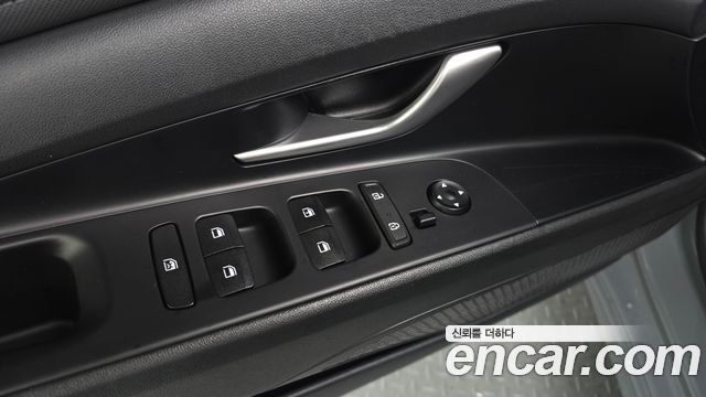 Hyundai AVANTE 2021 — photo 29